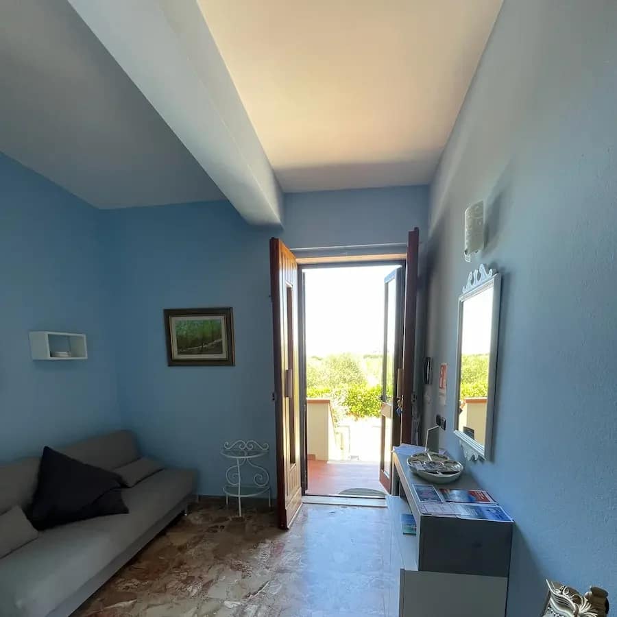 Appartamento_solemare_san_vincenzo_ingresso