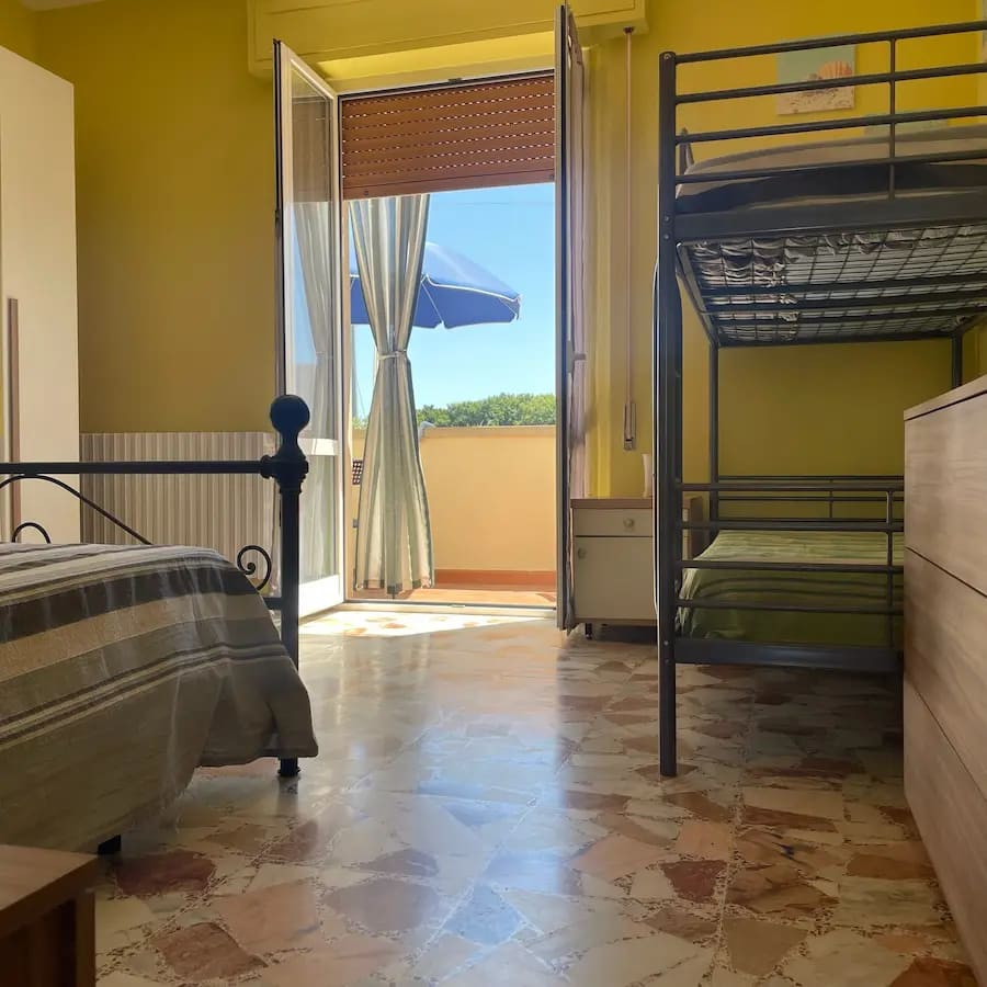 Appartamento_solemare_san_vincenzo_camera