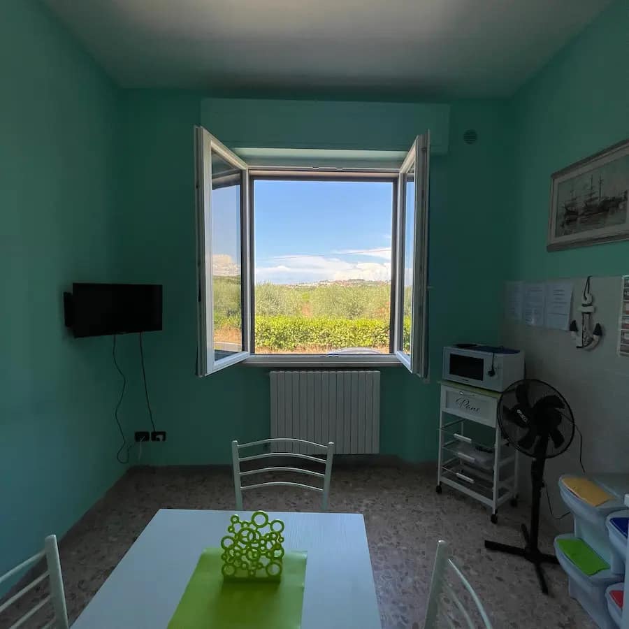 Appartamento_solemare_san_vincenzo_cucina