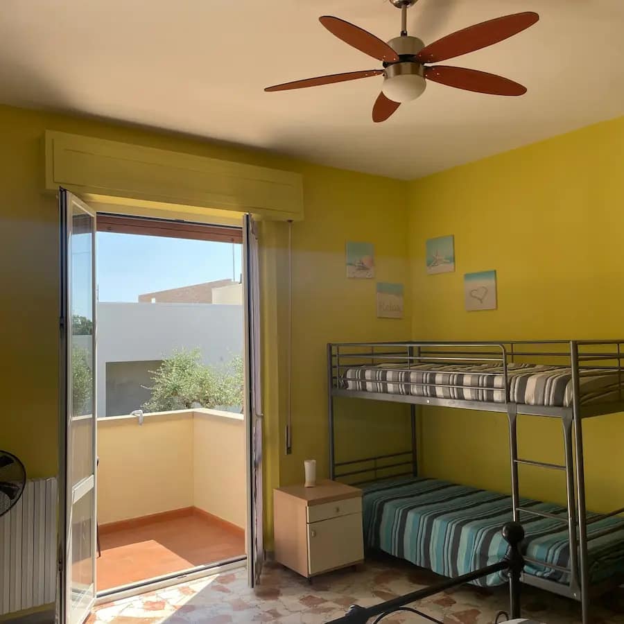 Appartamento_solemare_san_vincenzo_camera