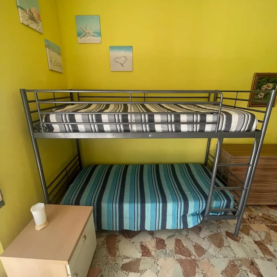 Appartamento_solemare_san_vincenzo_camera